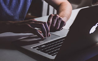 ayx体育-【比赛现场】激烈对抗背后的战术布局揭秘，激烈对抗性强的项目有哪些